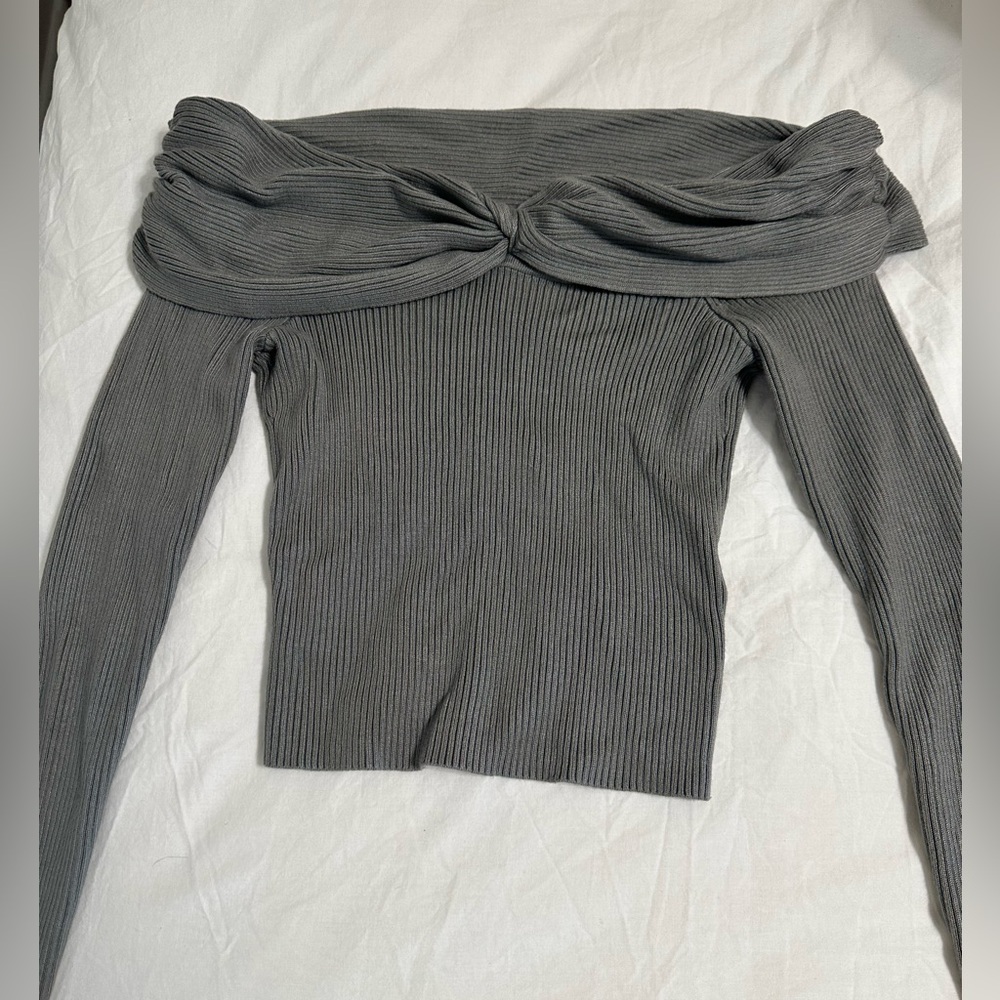 Abercrombie & Fitch green off the shoulder Knit Top
